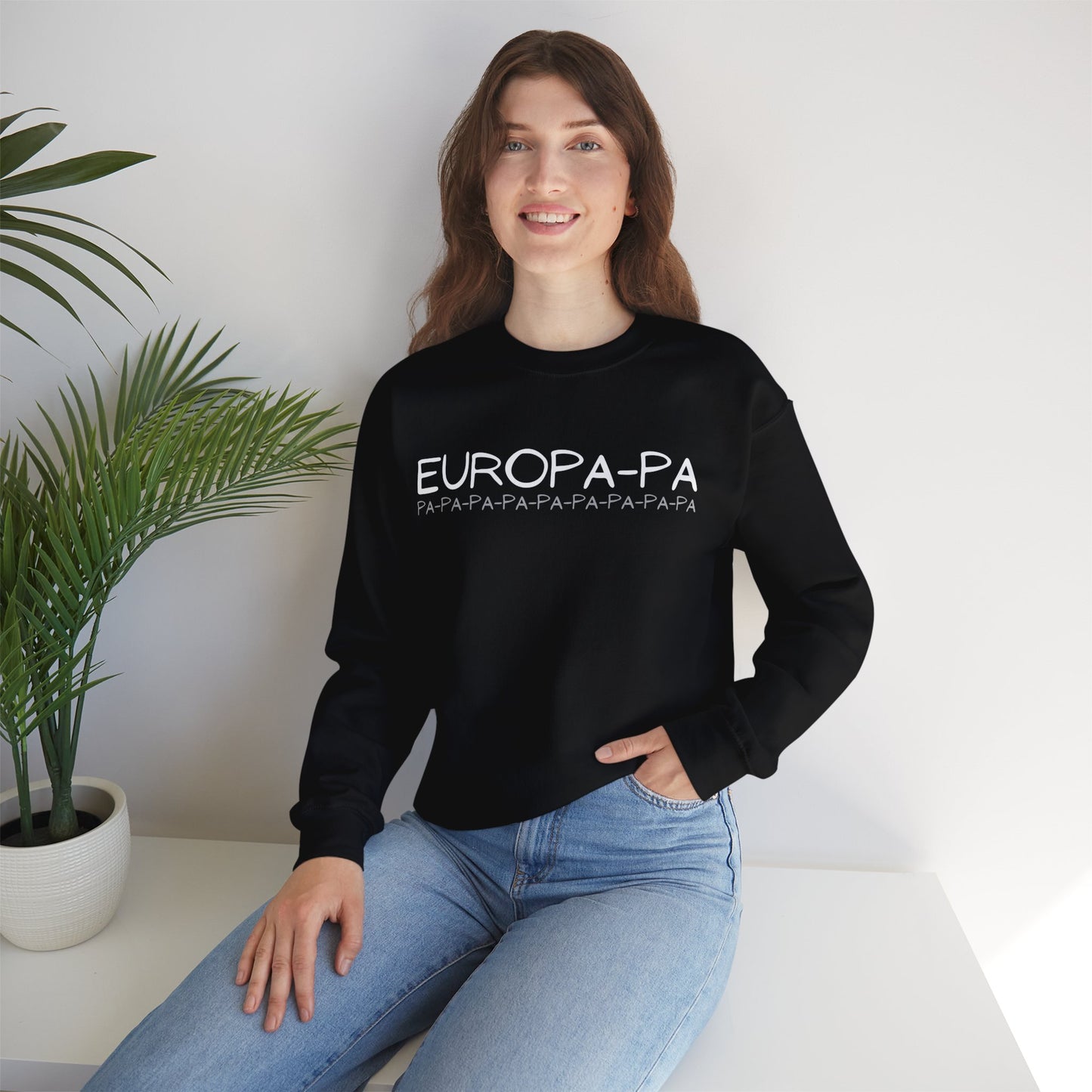 Europa-pa |  Heavy Blend Sweatshirt